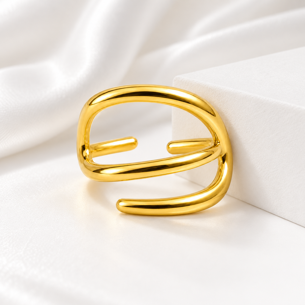 Sculpted Loop Ring