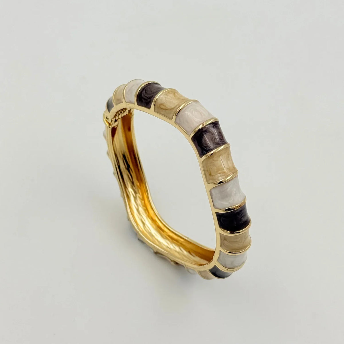 Vintage Kada
