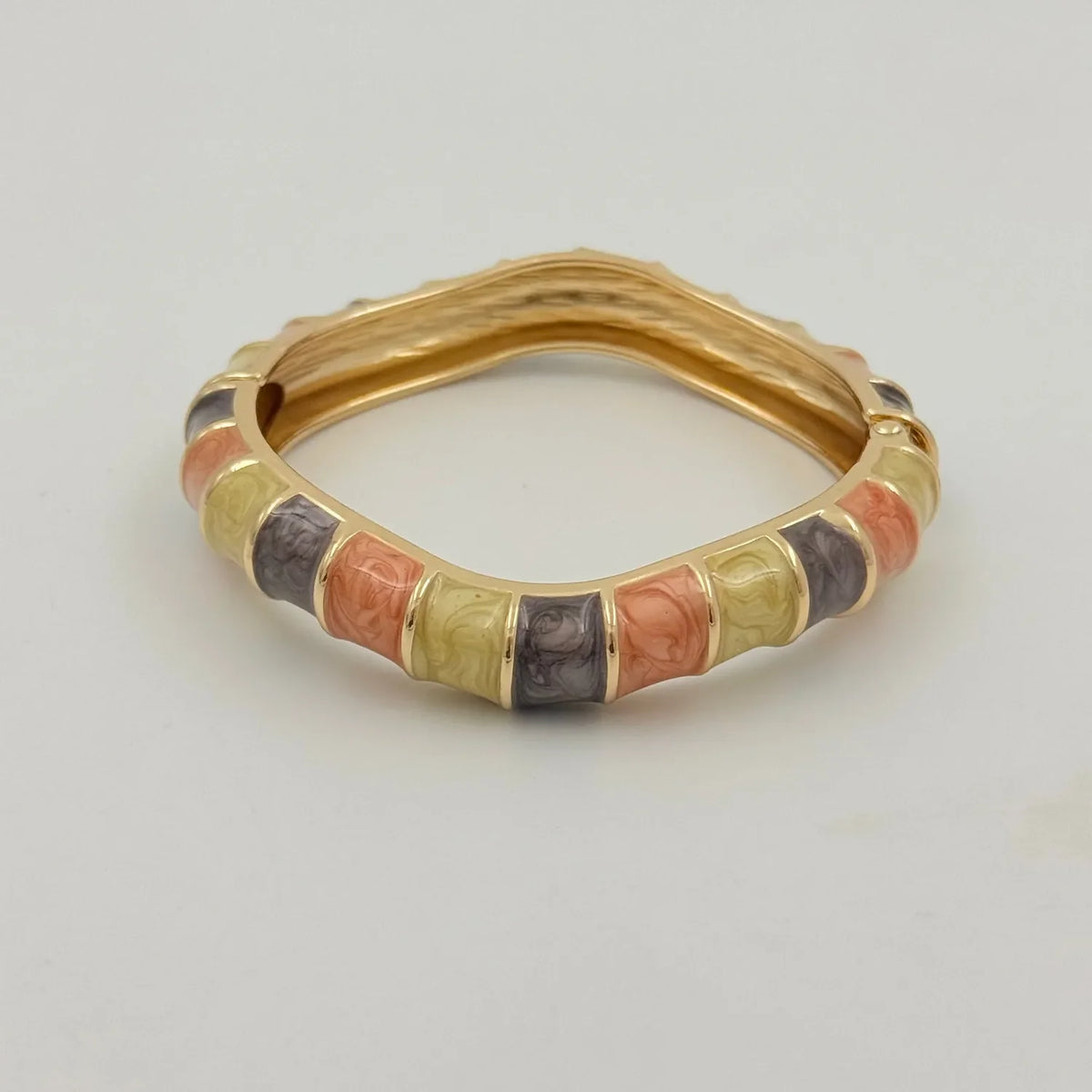 Vintage Kada
