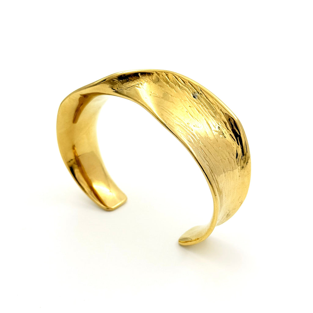 Golden Wave Kada
