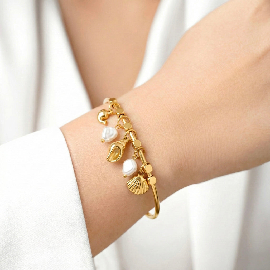 Sea shell charm kada