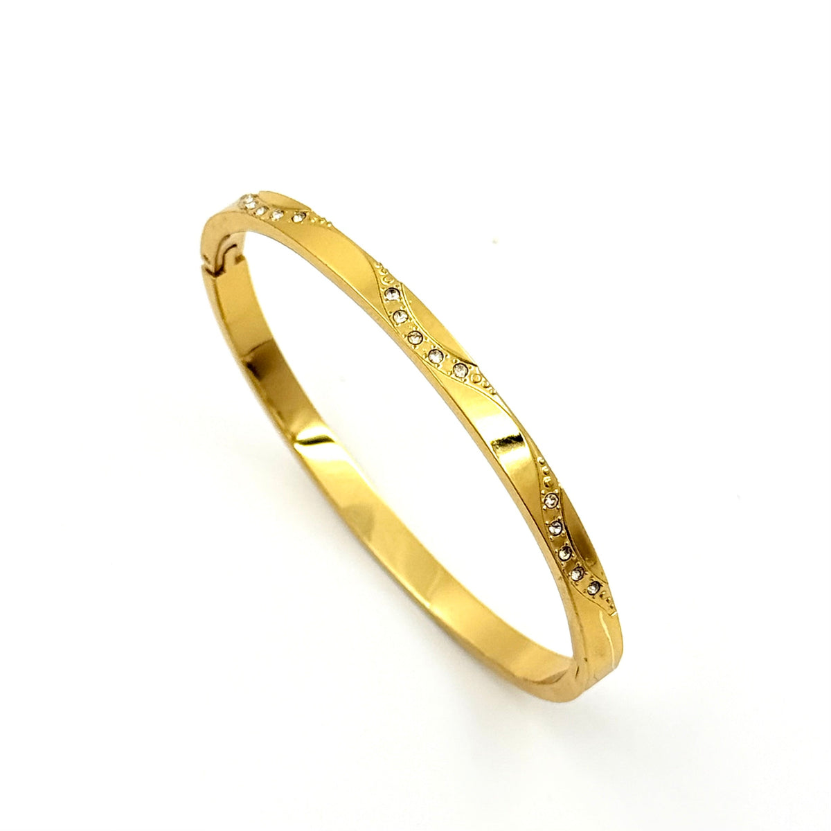 Charming Kada