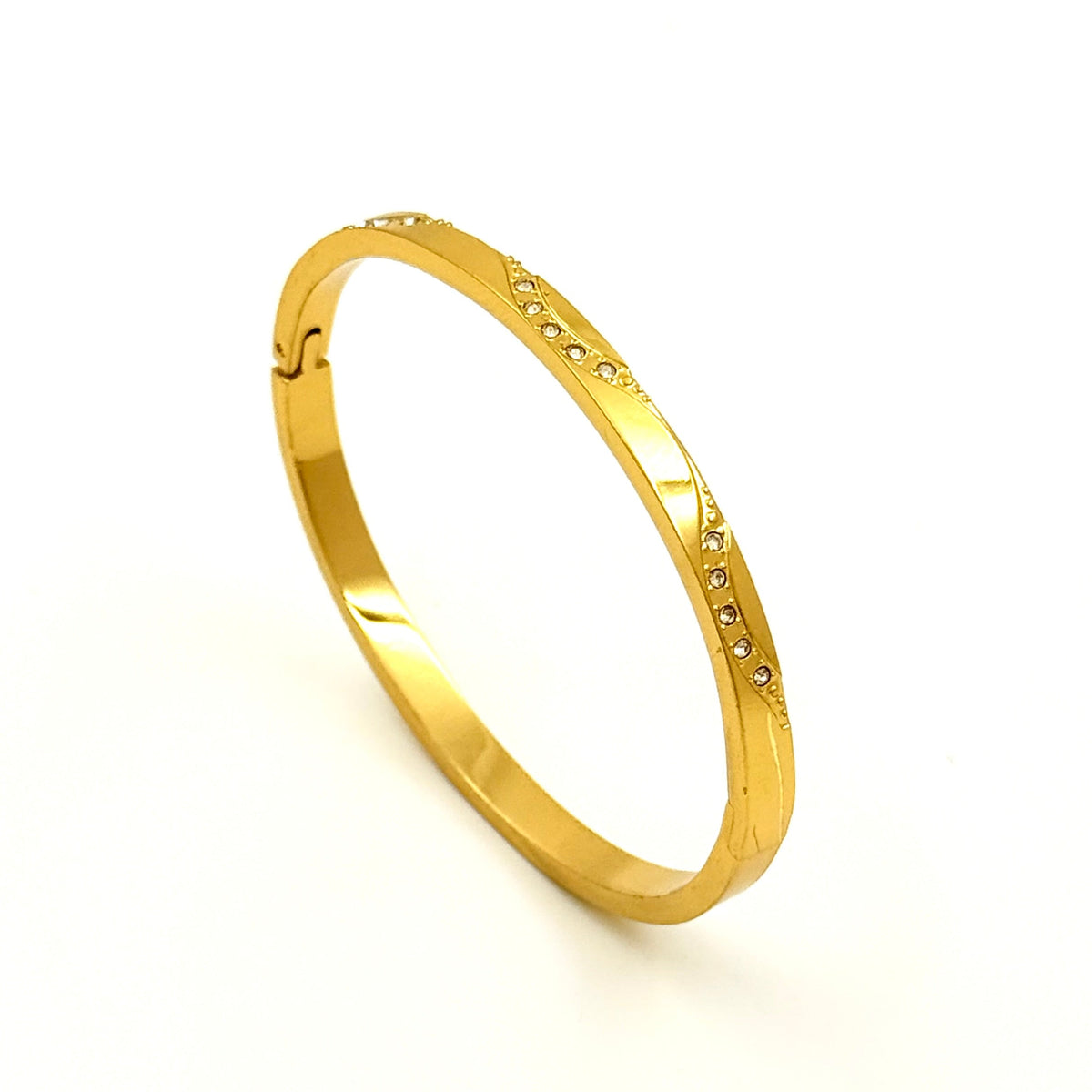 Charming Kada