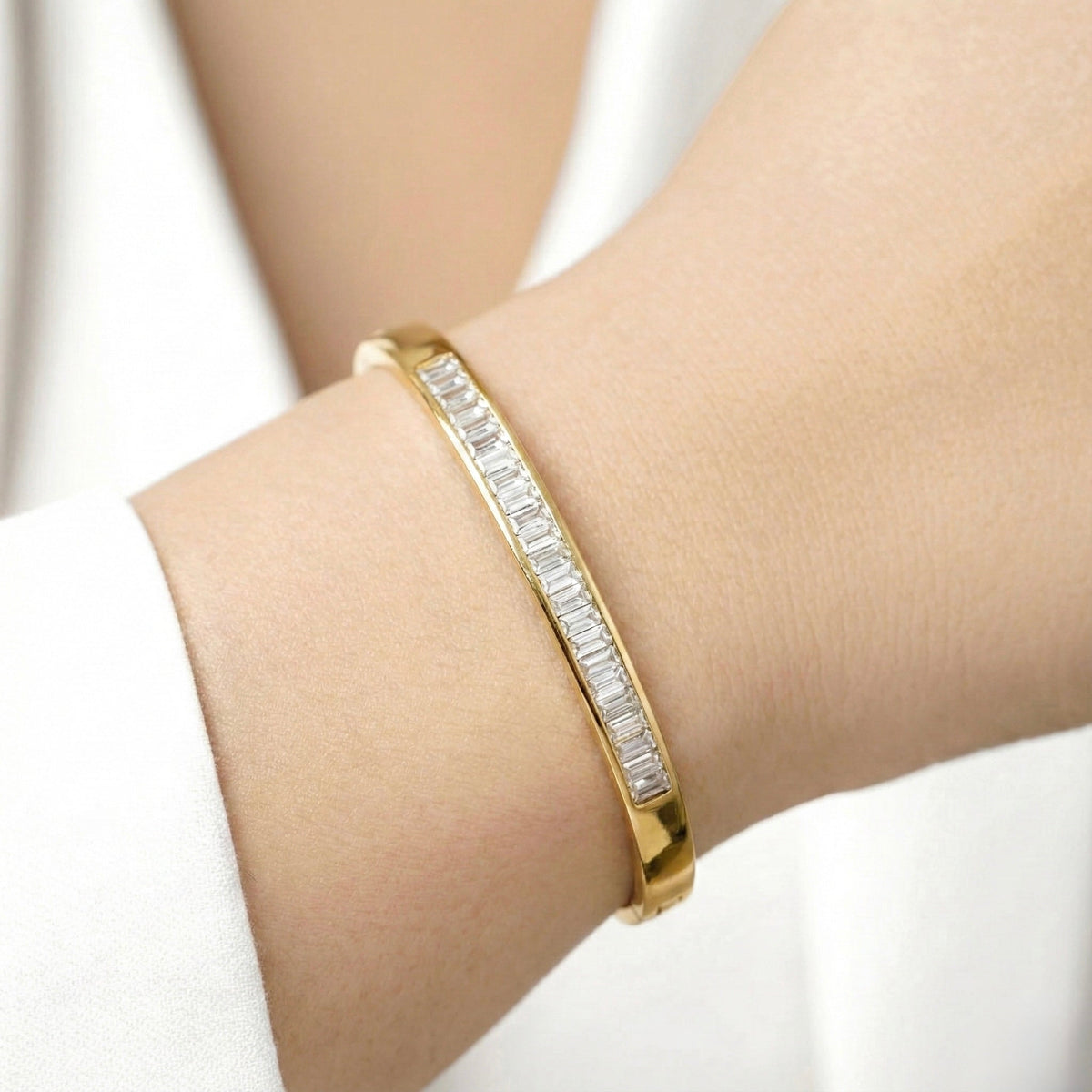 Tennis line Kada