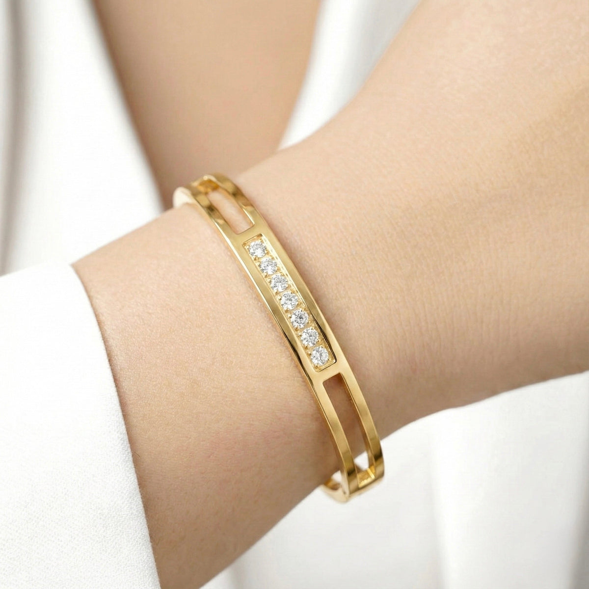 Elegant gap kada