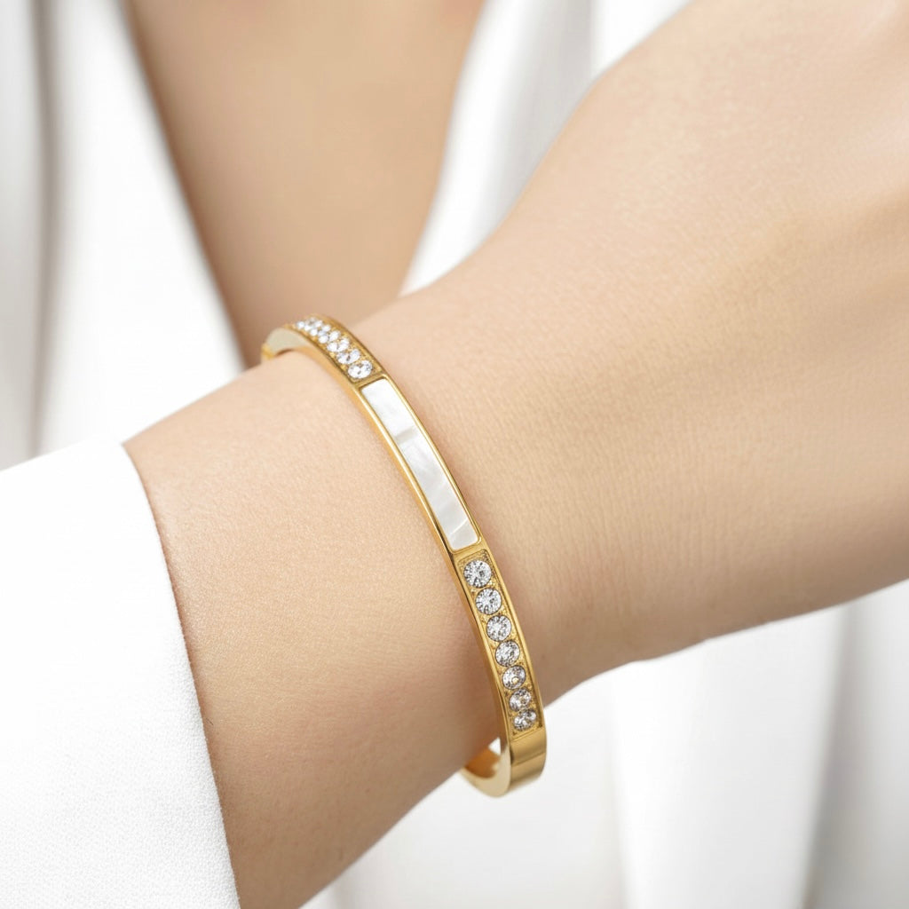 Gemstone Kada