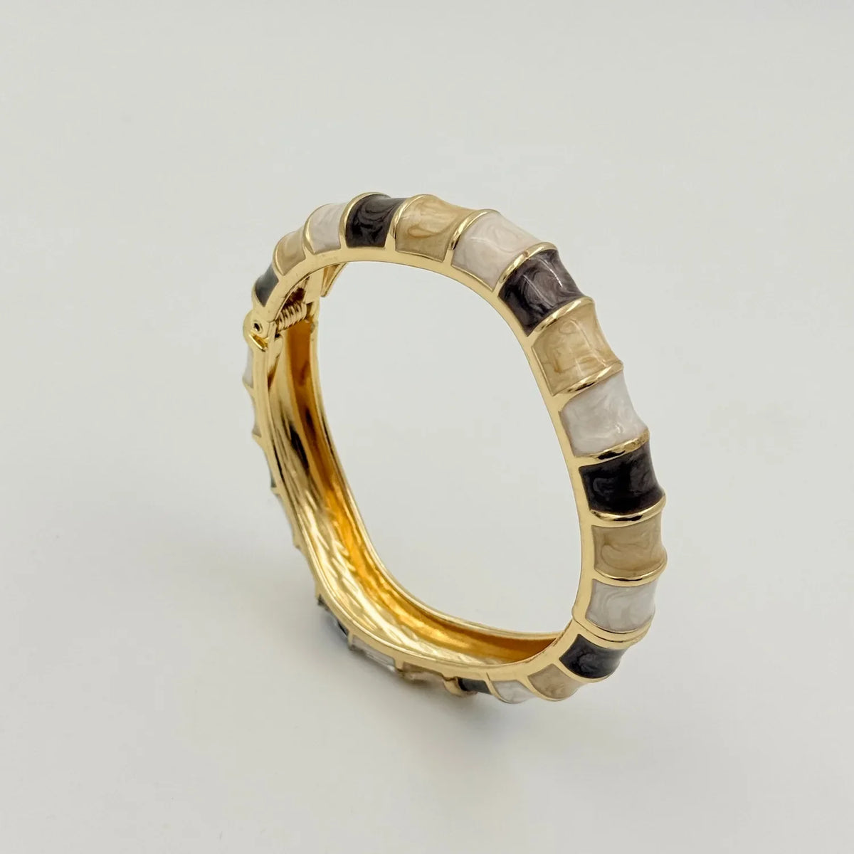 Vintage Kada