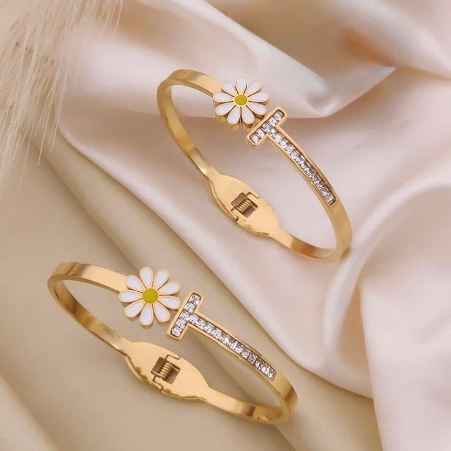 Daisy spark kada