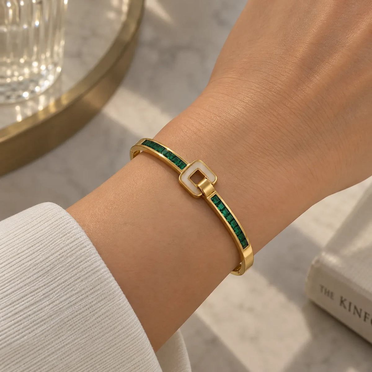 Aurelia Lock Kada