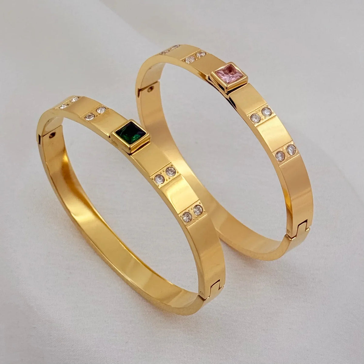 Glam Stone Kada