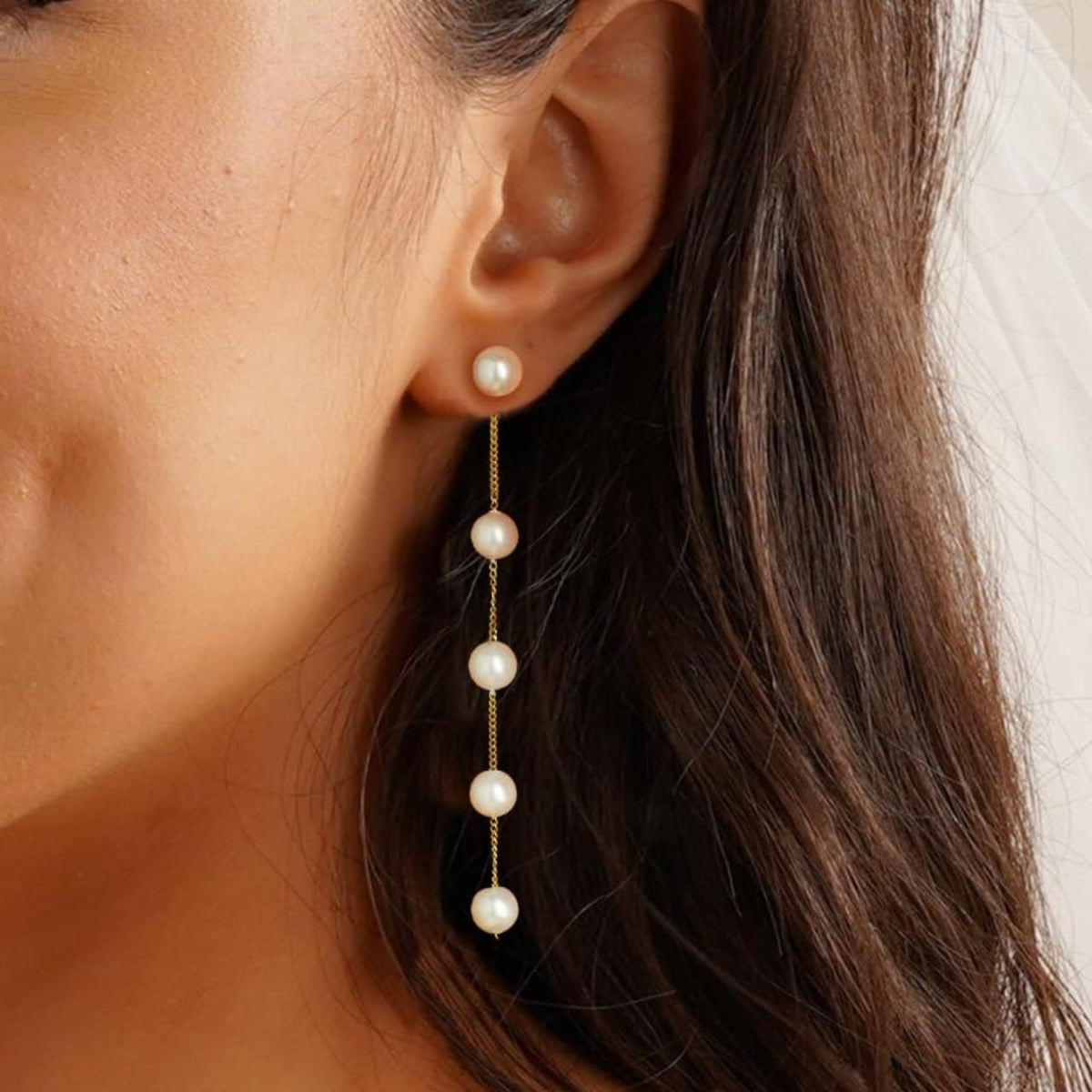 Pearl drop stud earrings