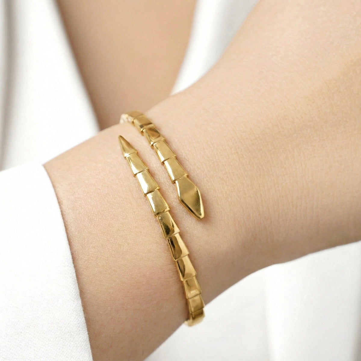 Snake Petal Kada