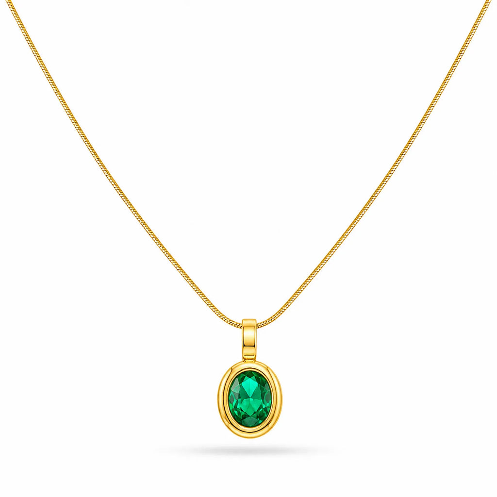 Emerald oval Pendant Necklace