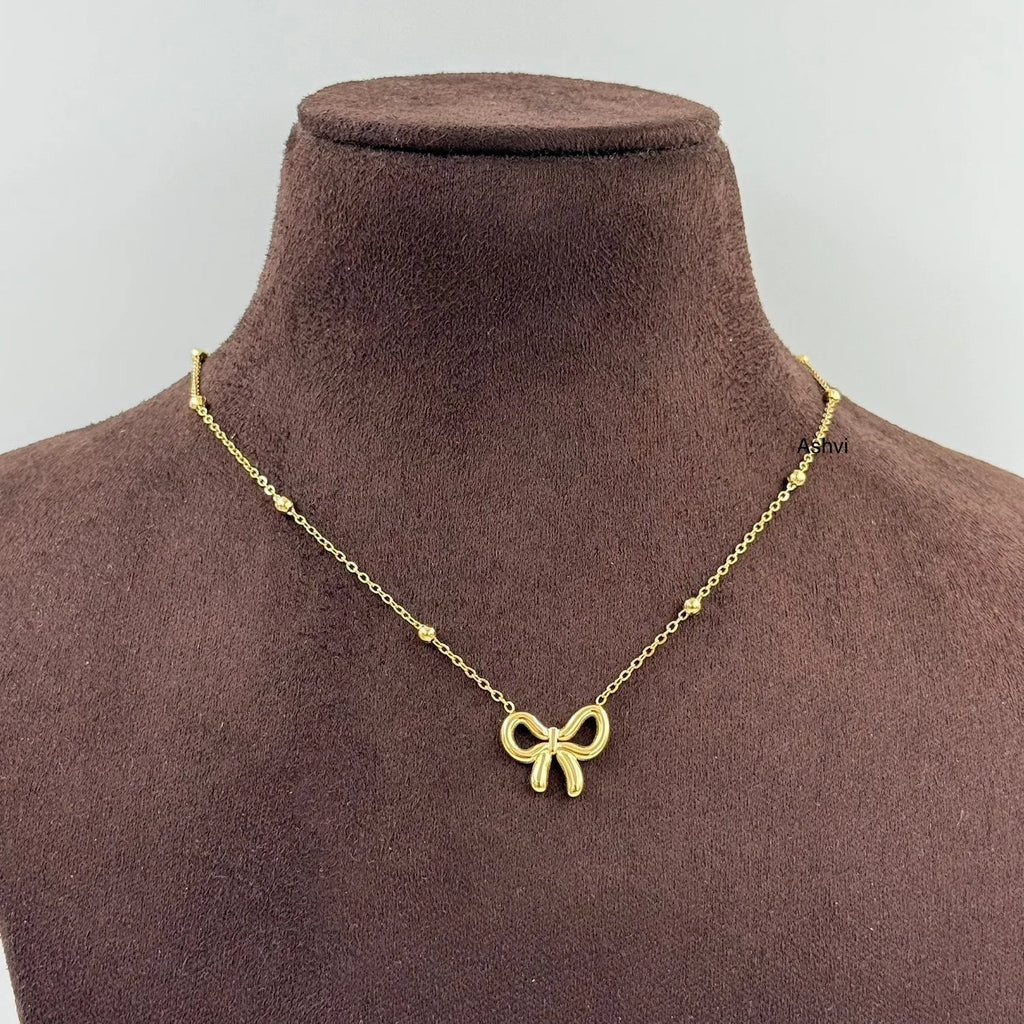 Gilded Ribbon Necklace
