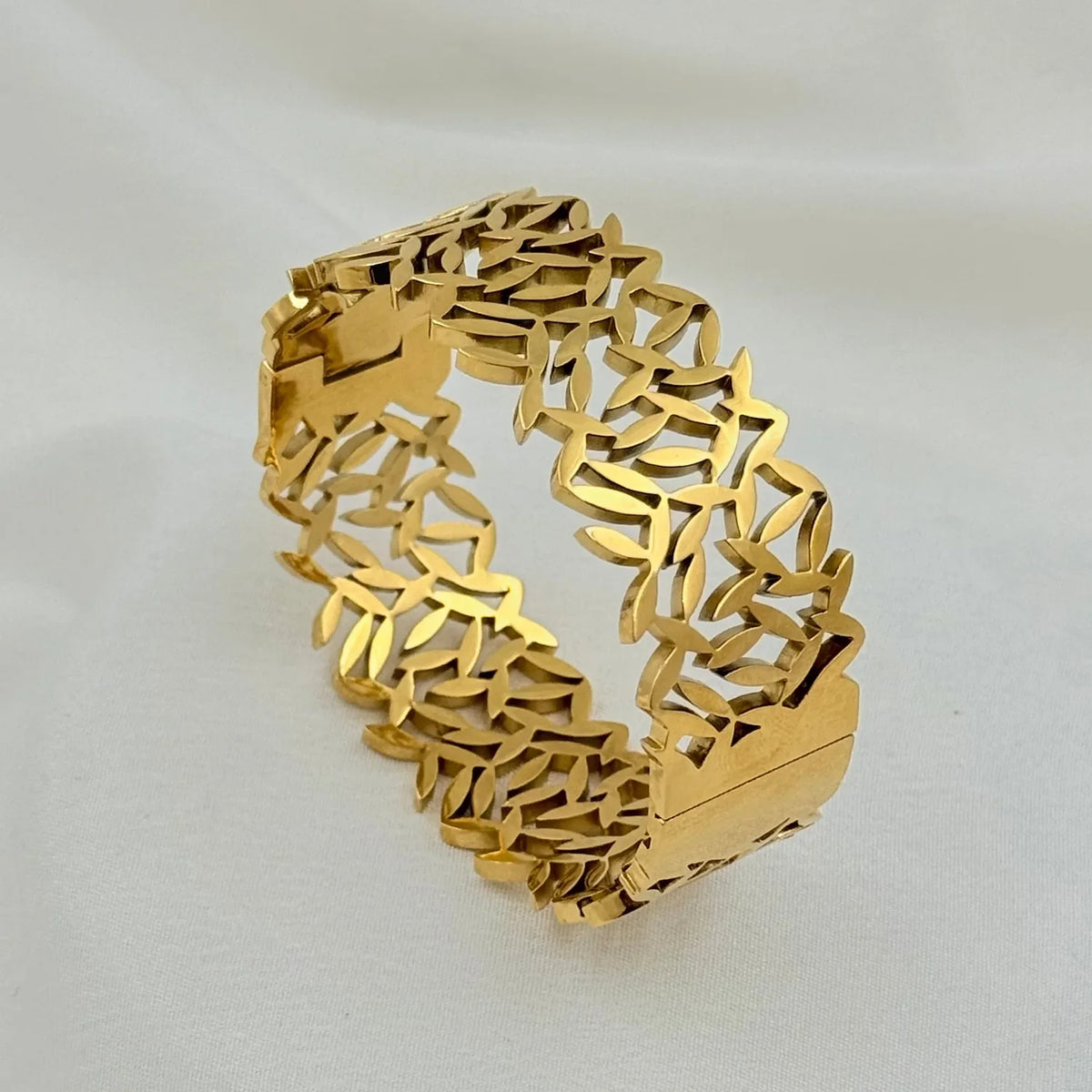 Golden Lattice kada
