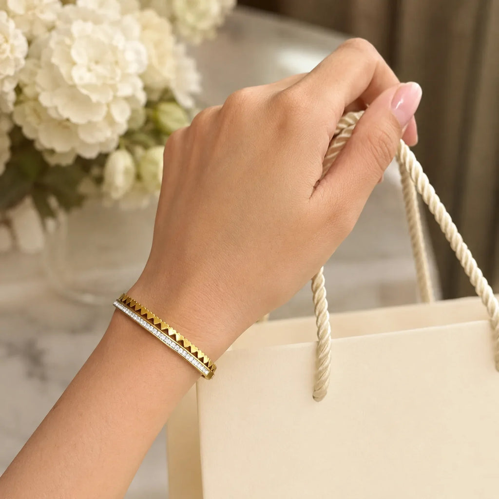 Heart Gold crest sparkle kada