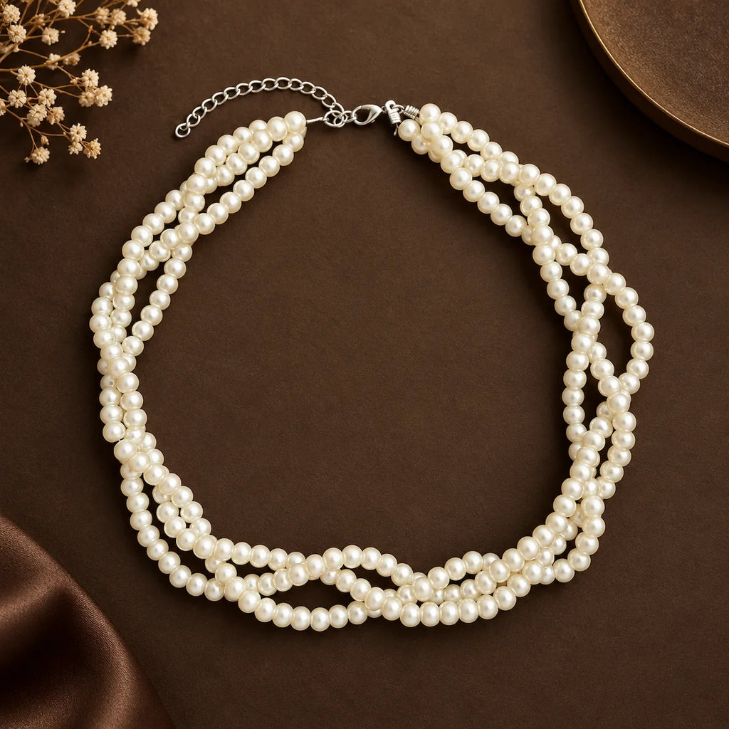 Triple layer Pearl Choker