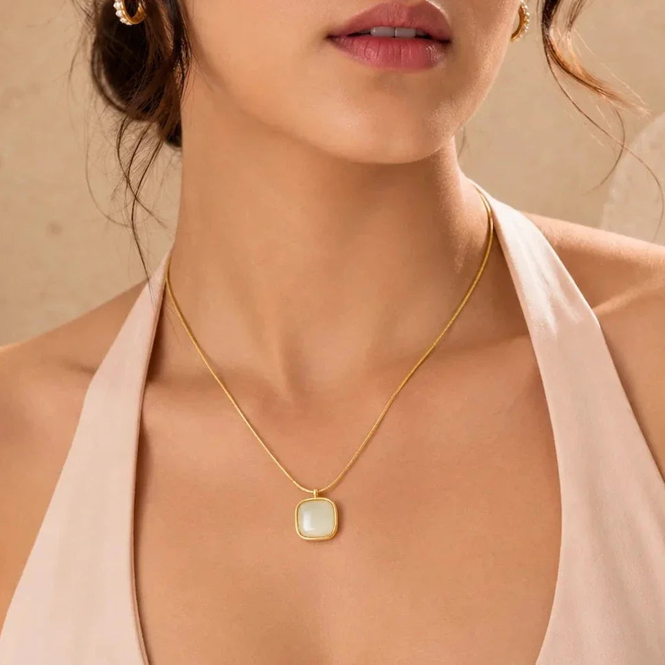 Emerald Glow Necklace