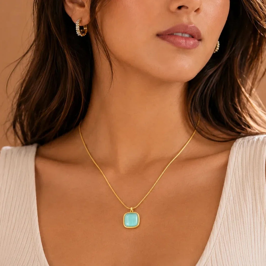 Emerald Glow Necklace