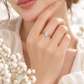 Queen stone ring