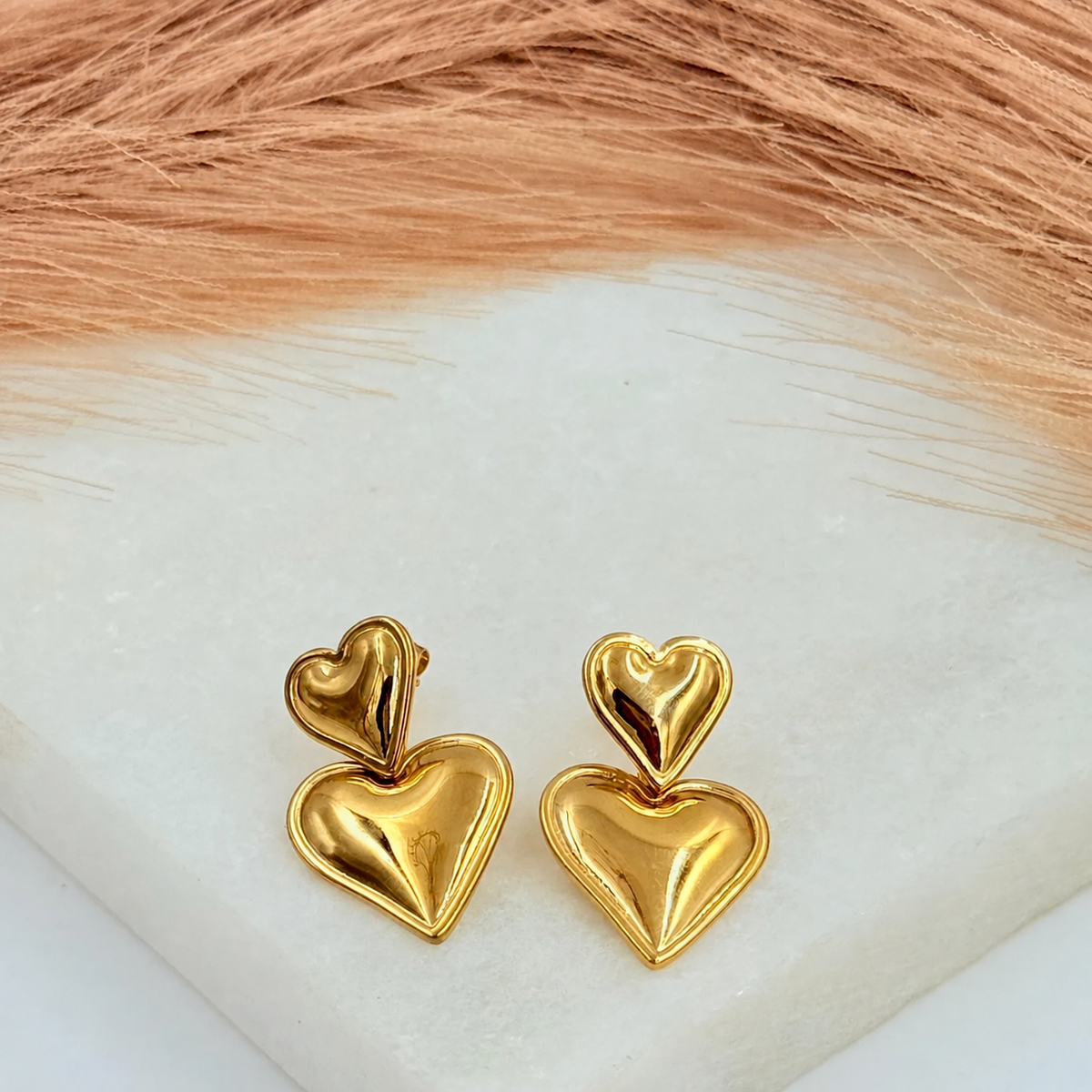 Dangling Heart Earrings